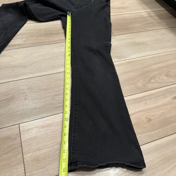 Levi's Signature Women's Mid Rise Bootcut Jeans Black W31 - Picture 6 of 7